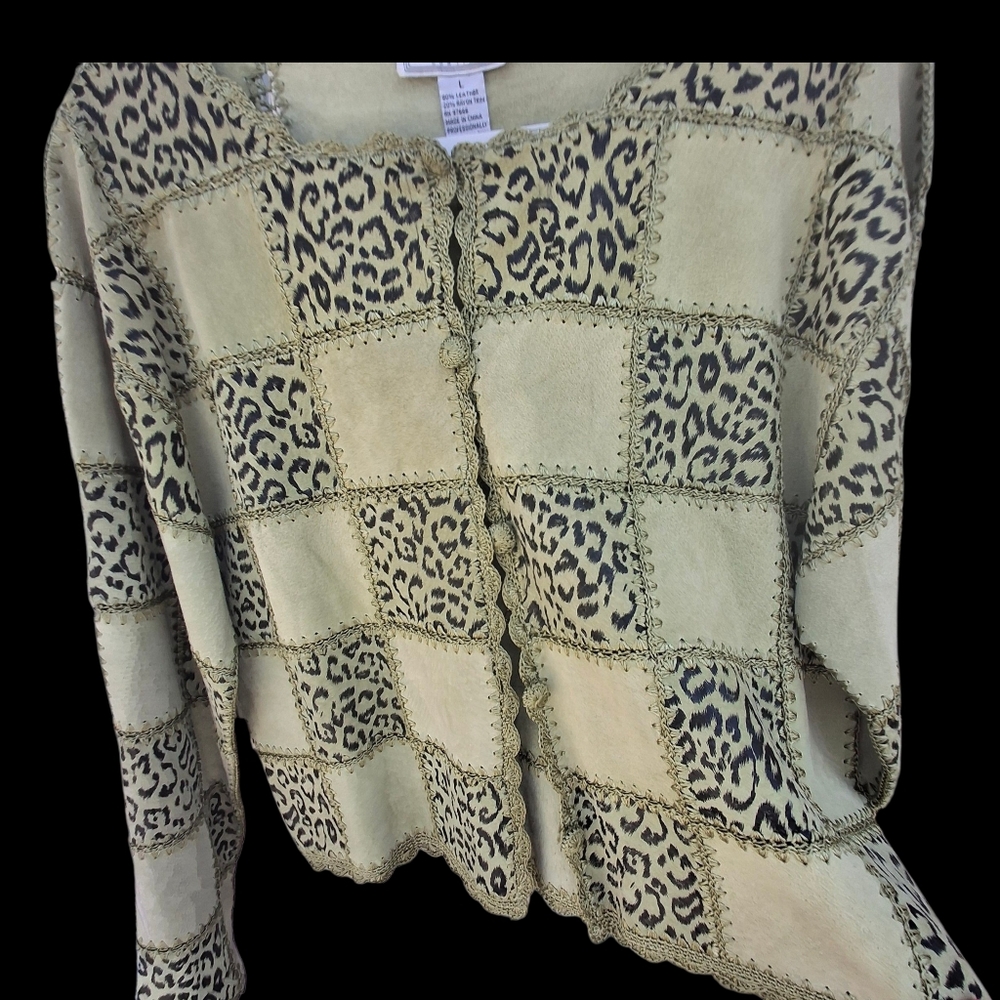 Leather Patchwork Blazer Solid Green & Animal Pri… - image 4